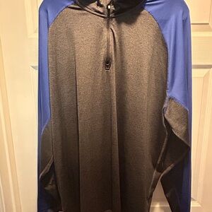 Lands' End Men’s Heather Gray and Blue Pullover Shirt